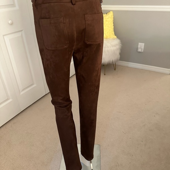 TOMMY HILFIGER BROWN SIZE 2 POLYESTER / SPANDEX PANTS - LOOKS LIKE SUEDE - Picture 3 of 9